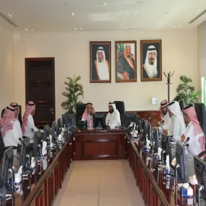 وفد من عمادة شؤون الطلاب يزور مؤسسة الملك عبدالعزيز ورجاله لرعاية الموهبة والإبداع