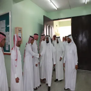 Dean of Student Affairs Visits Colleges Complex in Alzulfi and Faculty of Dentistry