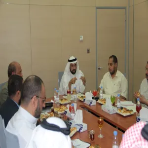 Identifying the Educational Programs in the Deanship Meeting with the Presence of the Heads of Scientific Departments in the Colleges of Almujamaa.