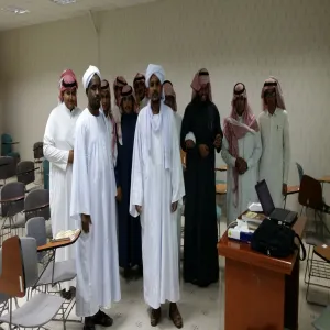 Islamic Studies Department Holds a Training Session Titled “Scientific Research Between Theory and Practice”