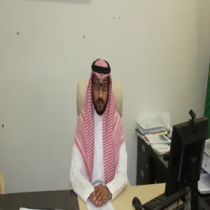 Dr. Mohammed bin Abdullah Al-Mansour is a Vice Dean for Graduate Studies and Scientific Research