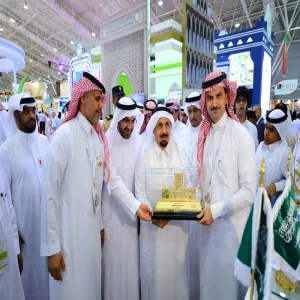 HIS HIGHNESS THE MINISTER OF HIGHER EDUCATION VISITS THE STAND OF MAJMAAH UNIVERSITY IN THE 4TH INTERNATIONAL CONFERENCE AND EXHIBITION OF HIGHER EDUCATION