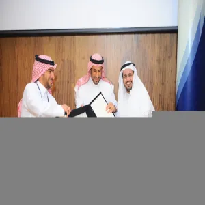 His Excellency, Rector of the University meets the members of the teaching staff