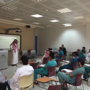Dean of College of Applied Medical Sciences Meets Graduate Students