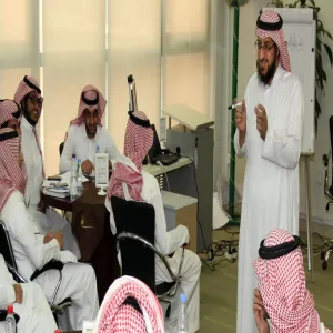 كلية ادارة الاعمال تُدًّرب طلابها على مهارات القيادة الناجحة