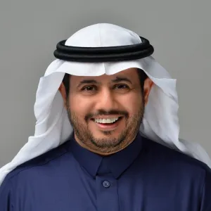 Dr. Al-Rushud congratulate Vice-Rector for Educational Affairs for winning the First Place