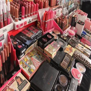 Zulfi College of Education Launches a Shopping Club Event