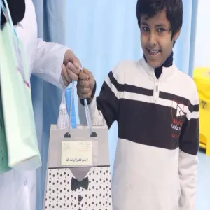 عمادة شؤون الطلاب تنسق زيارة للطالبات الجامعة