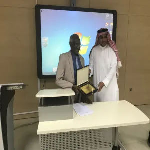 وحدة البحث العلمي بكلية العلوم الطبية التطبيقية تقيم محاضرة علمية لأعضاء هيئة التدريس بالكلية
