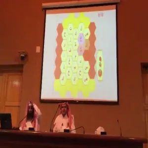 الكلية تقيم مسابقه حروف الثقافيه
