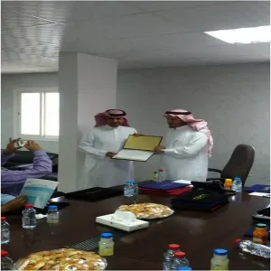 قسم التربية الخاصة بالمجمعة يكرم طلابه المتميزين وأعضاء هيئة التدريس والإداريين خلال العام 1436 – 1437 هـ