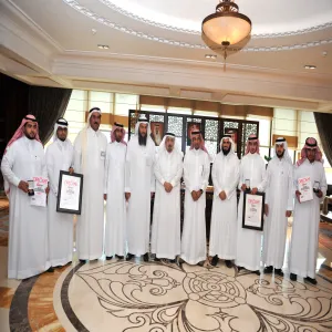HIS HIGHNESS THE MINISTER OF HIGHER EDUCATION RECEIVES THE UNIVERSITY STUDENTS AND COMPLIMENTS THEIR INVENTIONS