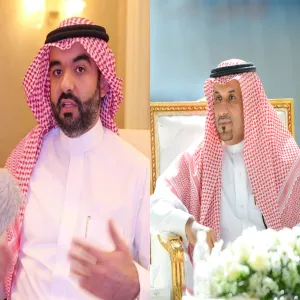 وزير الاتصالات يهنئ الجامعة بحصولها على جائزة الشرق الأوسط لتميز الحكومة والمدن الذكية عن خدمات التعليم الذكية