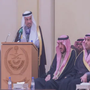 معالي مدير الجامعة يحاضر في ندوة سمو أمير منطقة القصيم عن المسؤولية الاجتماعية
