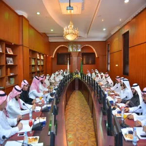 HIS EXCELLENCY THE RECTOR REVIEWS A NUMBER OF REPORTS AT THE CONSULTATIVE MEETING