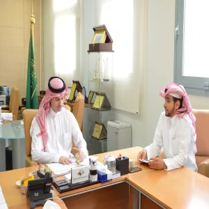 سعادة وكيل الجامعة للدراسات العليا والبحث العلمي يزور عمادة الجودة و تطوير المهارات