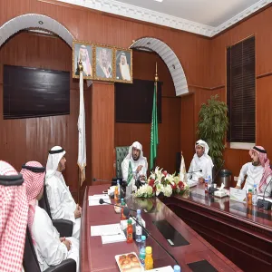 A DELEGATE OF ONAIZAH COLLEGES VISITS MU