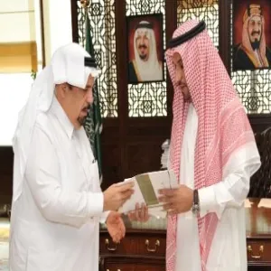 HIS EXCELLENCY THE RECTOR RECEIVS THANKS AND APPRECIATTIONS FROM THE MINISTER OF HIGHER EDUCATION FOR THE 3RD ANNUAL REPORT OF THE E-LEARNING AND DISTANCE EDUCATION DEANSHIP