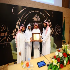 HIS HIGHNESS THE RECTOR MEETS FRESHMEN STUDENTS