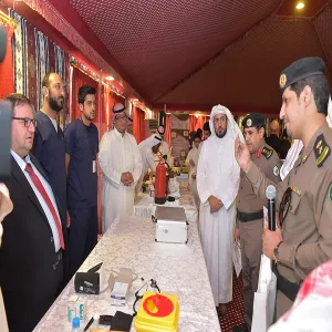 وكيل الجامعة يفتتح البرامج التوعوية والتثقيفية في ديوانية نادي سالك بمشاركة إدارات المرور