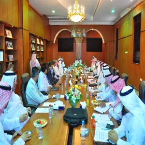 The director of the University sponsors the first meeting of the electronic  portal administrators