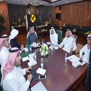 THE RECTOR LAUNCHES THE CORRESPONDENCE TRACK SYSTEM AT THE UNIVERSITY