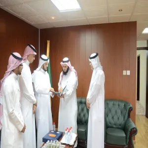 THE DEANSHIP OF IT SUBMITS THE ANNUAL REPORT TO THE VICE-RECTOR FOR EDUCATIONAL AFFAIRS
