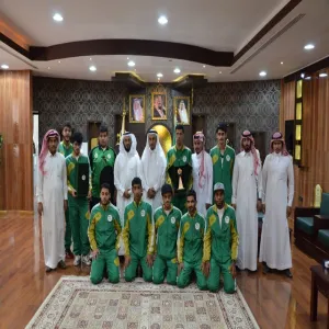 THE UNIVERSITY RECTOR AWARDS THE CHAMPIONS OF TABLE TENNIS AND VOLLEYBALL