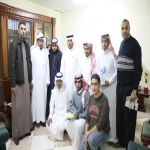 DEAN OF FACULTY OF ENGINEERING MEETS COLLEGE STUDENTS WHO PARTICIPATED IN THE PREPARATORY ACTIVITIES OF THE FORUM OF THE FOURTH SCIENTIFIC CONFERENCE