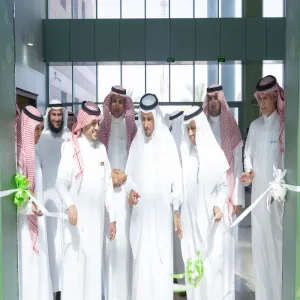 ONE-WEEK LIBRARY FAIR LAUNCHED BY MU RECTOR