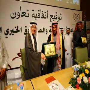 His Excellency the Rector Dr. Khaled Bin Saad Al Moqren inaugurated the female students’ section building at the Faculty of Applied Medical Sciences, after the completion of its restoration, rehabilitation and development. He was received upon his arrival