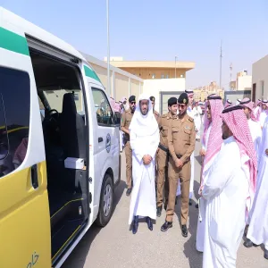 LAUNCHE OF BUS FLEET BY MU RECTOR WITH DIRECTORS OF TRAFFIC DEPARTMENT