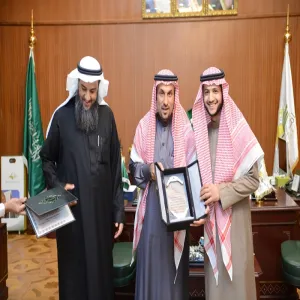 THE STUDENT ABDUL AZIZ AL-KATHEERI IS AWARDED FOR THE ACADEMIC EXCELLENCE AMONG 10TH BEST AMERICAN UNIVERSITIES