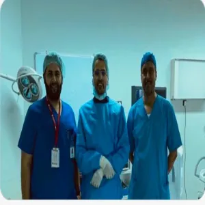 MU MEDICAL TEAM IMPLANT NERVE STIMULATOR DOWN THE SPINE FOR A PATIENT