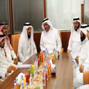 THE DEAN OF FACULTY MEMBERS AND STAFF AFFAIRS PAYS A VISIT TO ZULFI COLLEGES