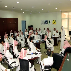 The Business Administration College has established a training course entitled "Preparing the New Employee for the Labor Market."