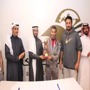 عميد شؤون الطلاب يرعى نهائي بطولة البلاي ستيشن
