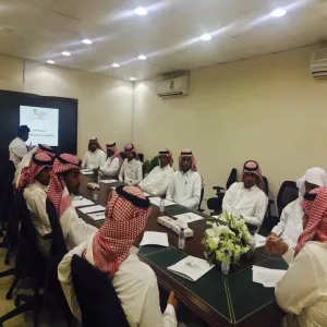 الادارة العامة للخدمات تعقد اجتماعها التشاوري الأول للعام الجامعي 1438/1439هـ