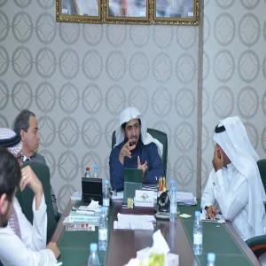 HE The Vice Rector Continues The Discussion On The Suggestion  Of Controlling The Labs Indoor Air Project At The university
