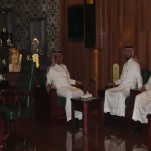 Dean of the Faculty of Medicine and Chairpersons of the Department meet the Rector in his office