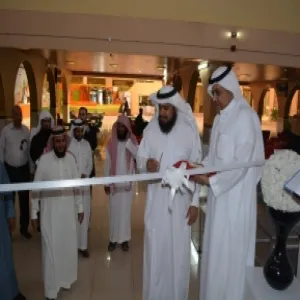The Dean of the Zulfi Education College Inaugurates the Gallery of the “Rahiqi” Photographic Club