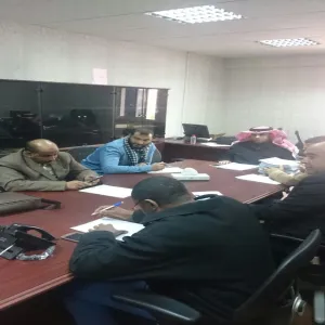 اجتماع فريق وكالة الجودة وتطوير المهارات في كلية التربية بالمجمعة لمناقشة متطلبات المراجعة الداخلية للكلية
