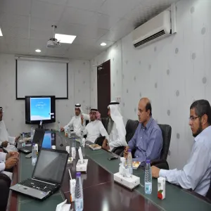 قسم العلوم التربوية في كلية التربية بالمجمعة يعقد حلقة نقاش علمية